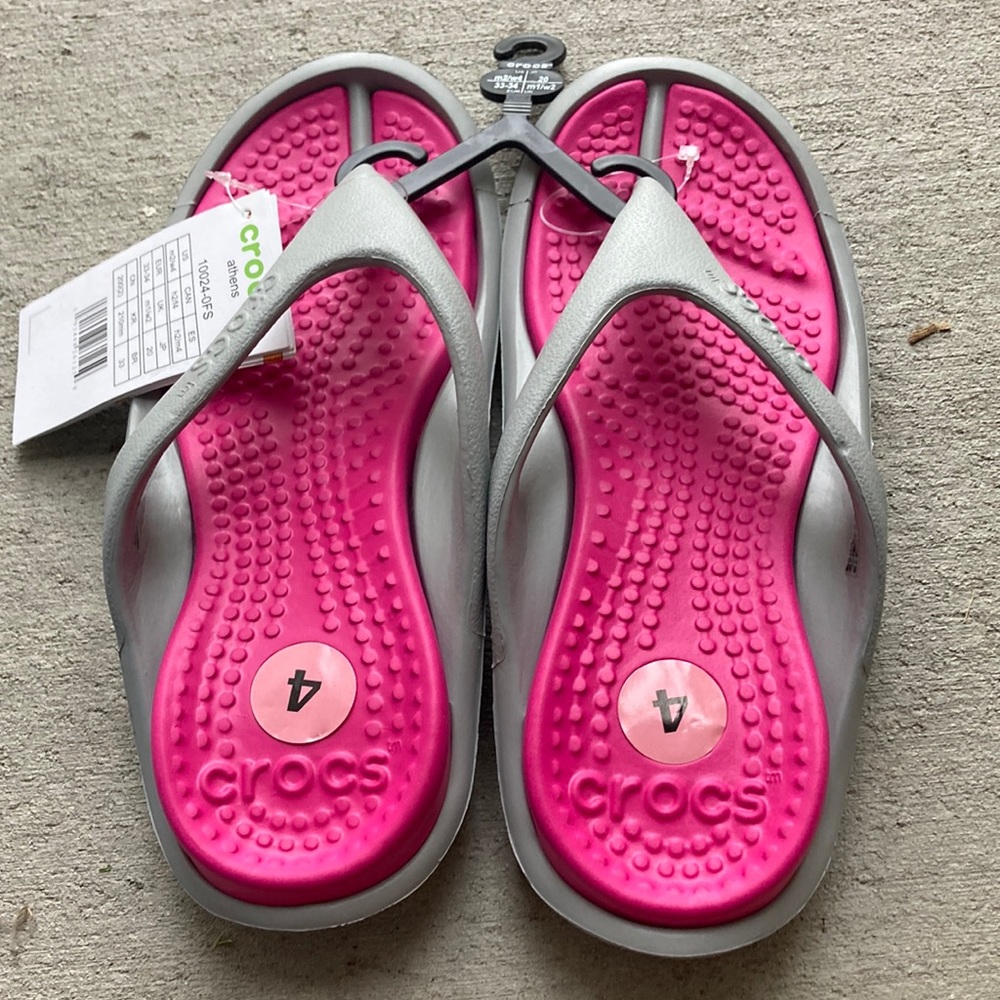 Size 4 women’s crocs.